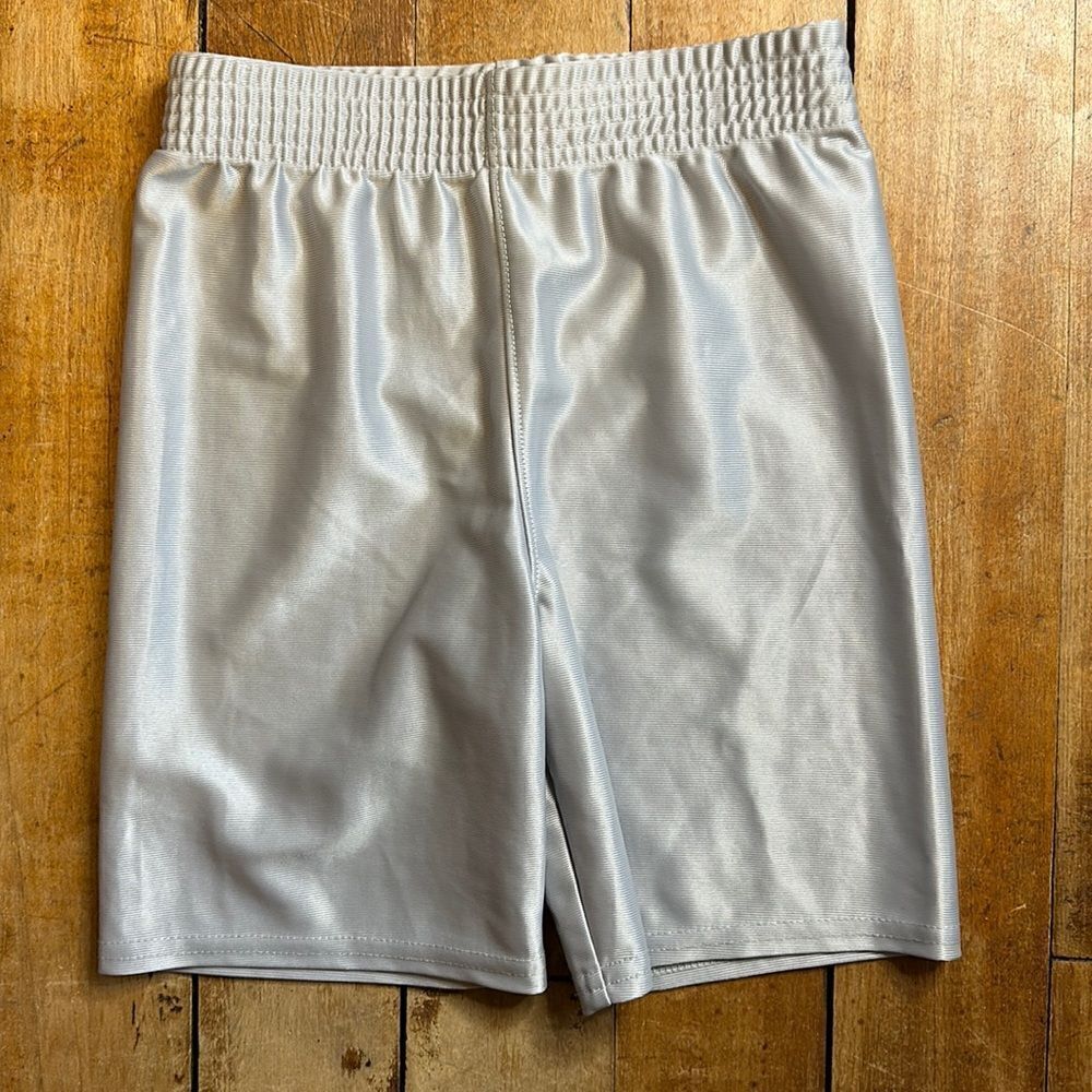 Garanimals shorts 5T Sliver Activewear Shorts gray basketball soccer sports